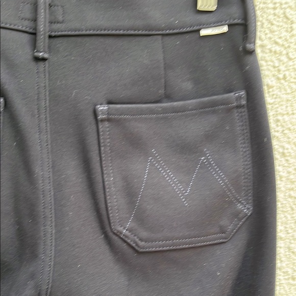 MOTHER Denim Pleated Trainer Pant in French Kissing - Picture 8 of 14